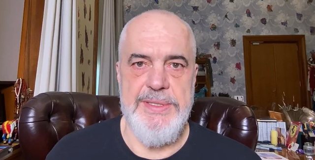 Do e paguajnë dhe të gjithë emigrantët! Për herë të parë, shteti shton ‘taksën’ e fortë që do rëndojë xhepat e shqiptarëve