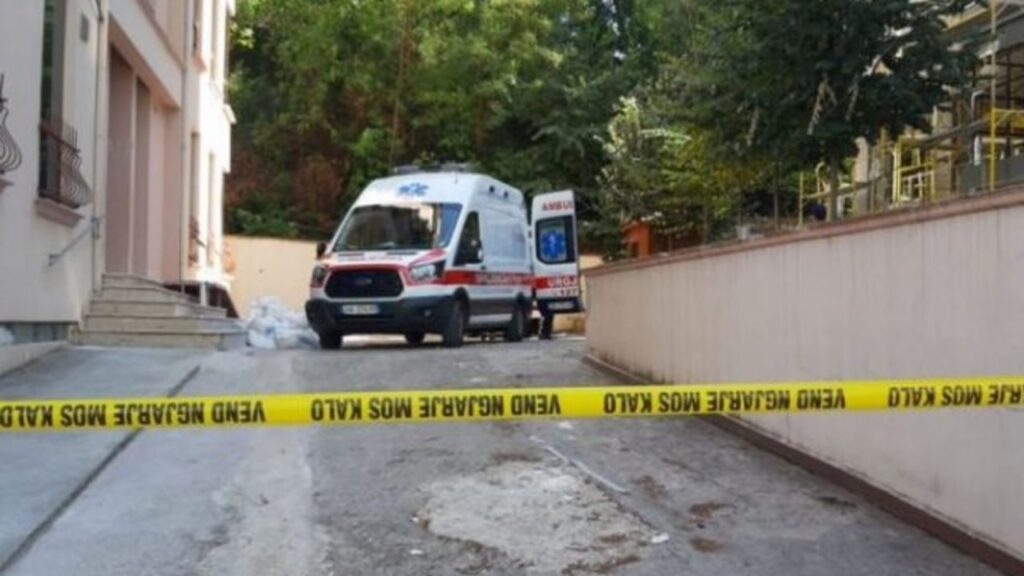 Tiranë/ 51-vjeçarja tẹnton t’i japë fùnd jetës, hὶdhet nga lartësia