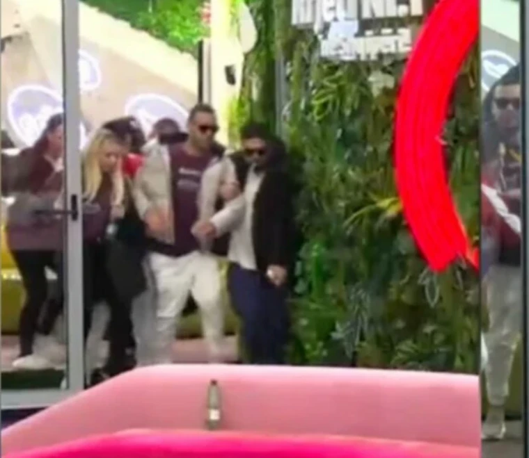 Cfarë ndodhi? ‘Alarmohen’ banorët në BBVA, futen me urgjencë brenda dhe… (Video)